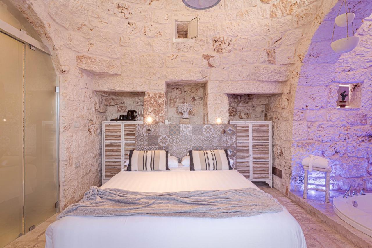 Relais Il Trullo Della Rupe Hotel Ostuni Exterior photo